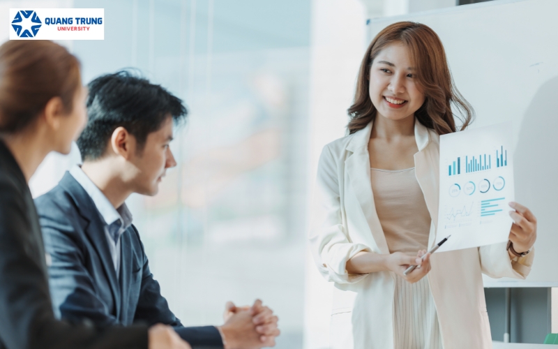 Học Đại học quản trị kinh doanh là gì?
