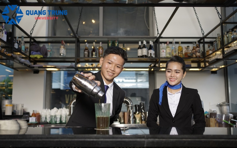 Phương thức xét tuyển Đại học Quản trị khách sạn nhà hàng tại Trường Đại học Quang Trung