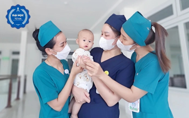 Các yếu tố cần thiết cho người học Đại học Điều dưỡng từ xa