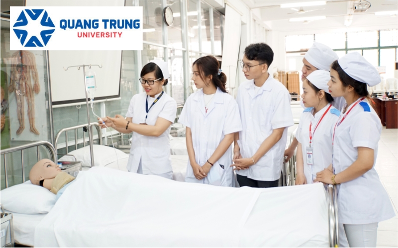 Có nên chọn học Liên thông Đại học Điều dưỡng không?