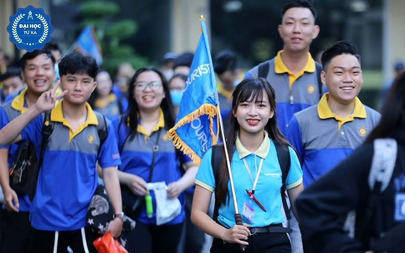 Đại học Quản trị Dịch vụ Du lịch và Lữ hành là gì?
