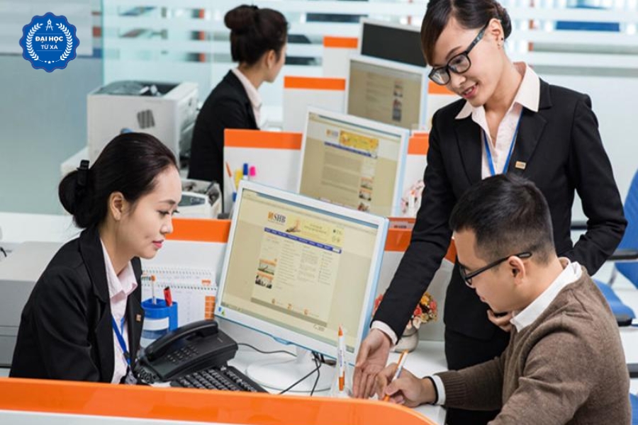 Đại học Tài chính ngân hàng là gì?