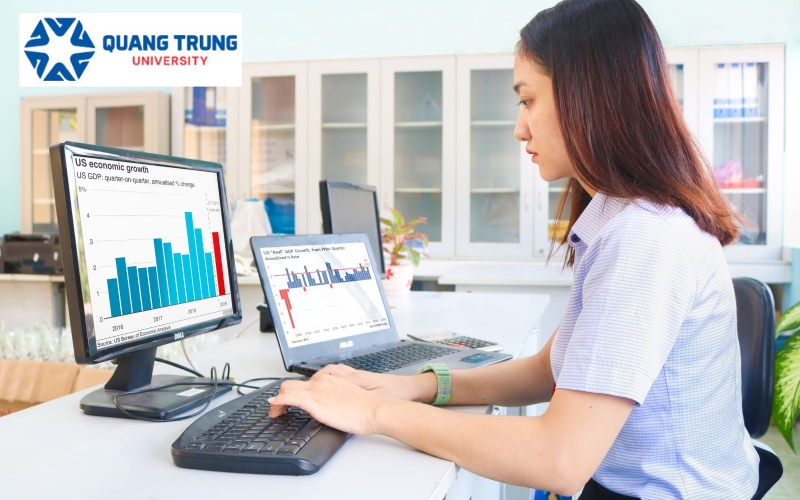 Nên chọn học Đại học Tài chính ngân hàng Online không?