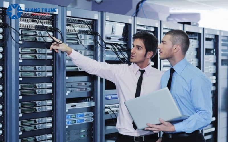 Tại sao nên chọn học Đại học Công nghệ thông tin?