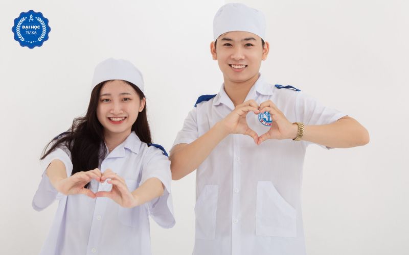 Tại sao nên chọn học Đại học Điều dưỡng vừa học vừa làm