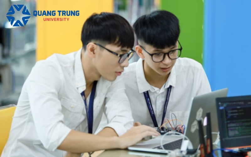 Thời gian học Đại học Công nghệ thông tin từ xa có khác với học hệ chính quy không?
