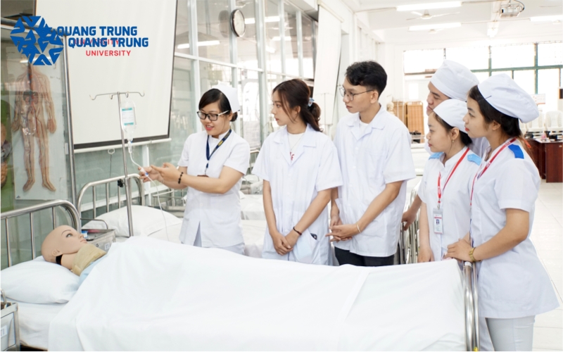 Thời gian học Đại học Điều dưỡng như thế nào?