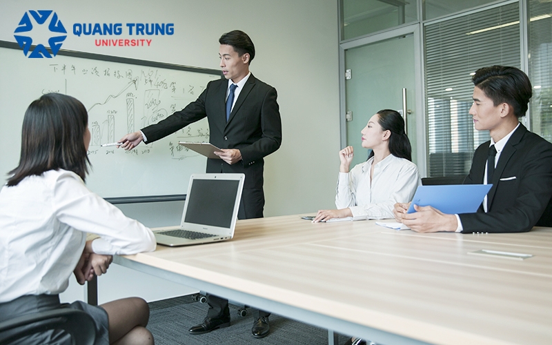 Tìm hiểu Đại học Quản trị kinh doanh là gì?
