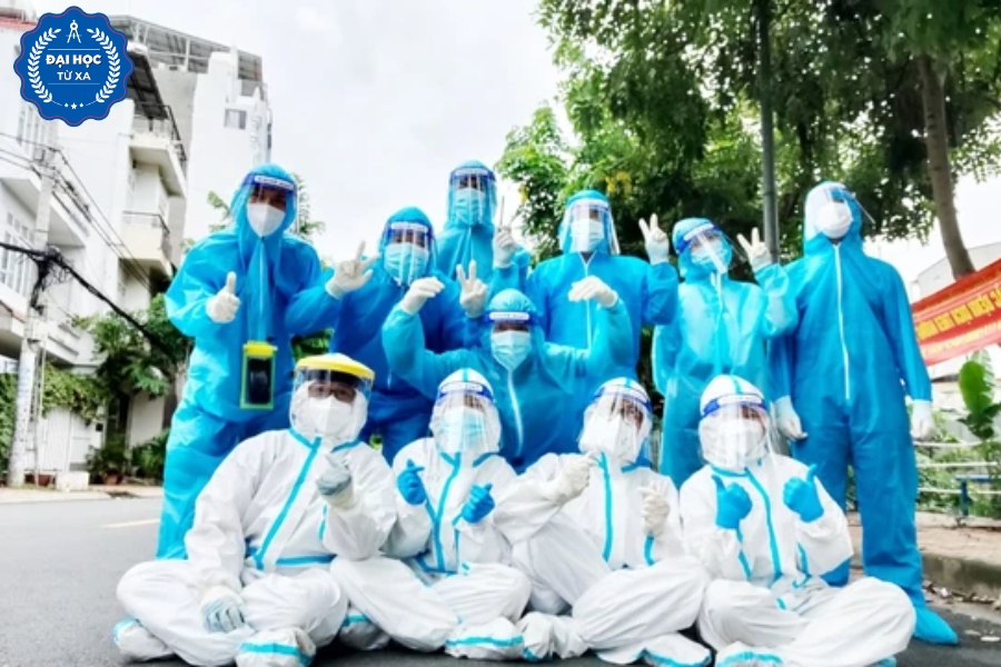 Tìm hiểu về Đại học Y tế công cộng