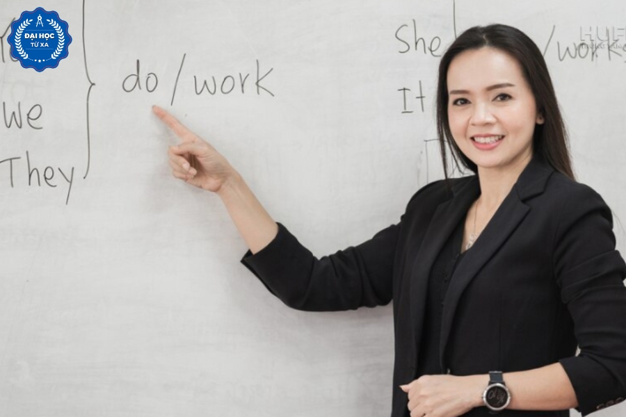 Tại sao nên chọn học Văn bằng 2 Đại học Ngôn ngữ Anh?