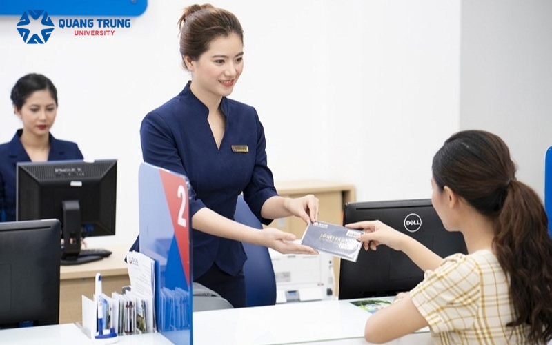 Văn bằng 2 Đại học Tài chính ngân hàng là gì?