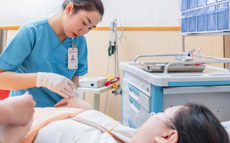 Học Đại học Điều dưỡng trực tuyến ở đâu uy tín?