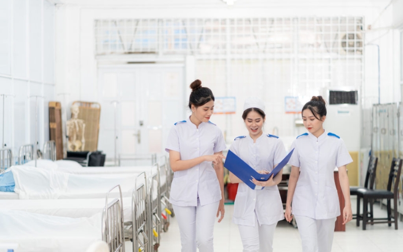 Tại sao chọn học Đại học Điều dưỡng trực tuyến?