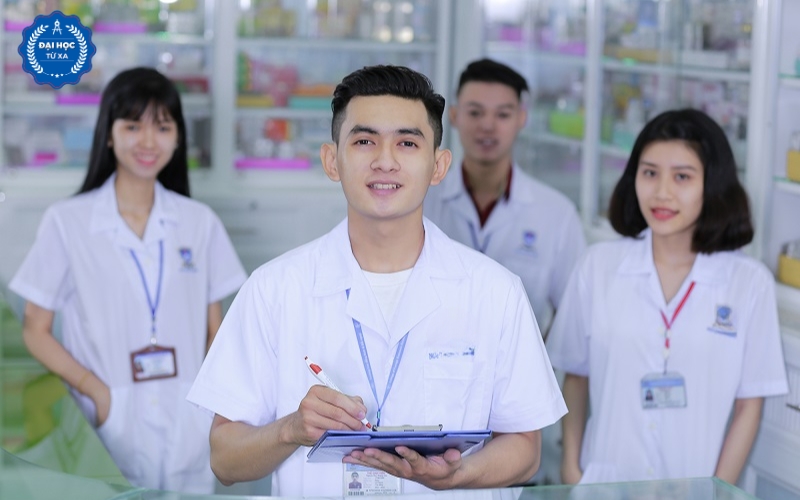Bằng Đại học Dược sẽ có cơ hội việc làm rộng mở