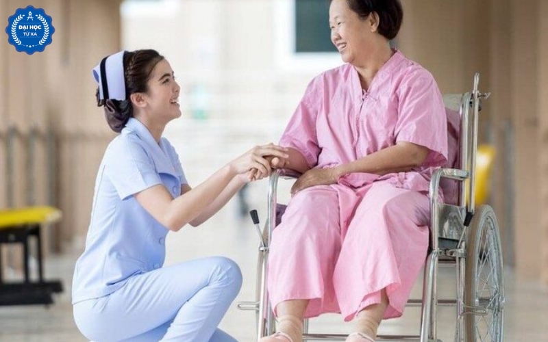 Liên thông Đại học Điều dưỡng học mấy năm?