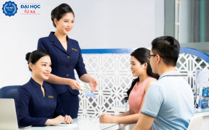 Tiêu chí chọn trường học Đại học Tài chính ngân hàng 