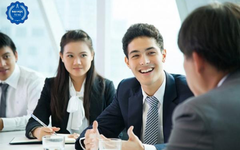 Học online ngành Quản trị kinh doanh ở đâu uy tín tại Sài Gòn