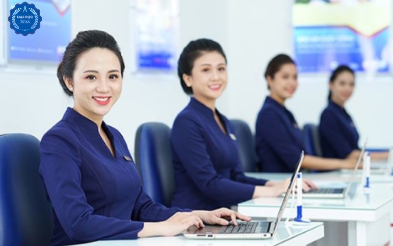 Văn bằng 2 Đại học Tài chính ngân hàng là gì?