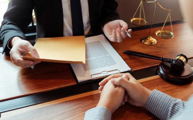 Lý do nên chọn học ngành Luật kinh tế ở thời điểm hiện tại