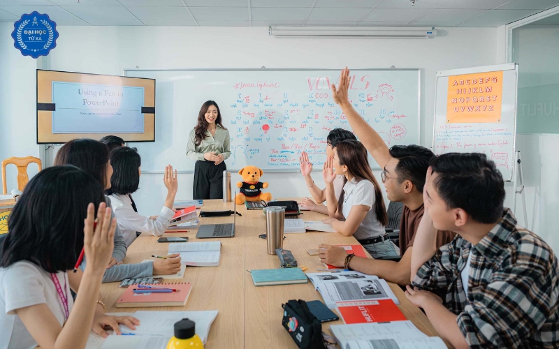 Thông báo tuyển sinh học từ xa ngành Ngôn ngữ Anh