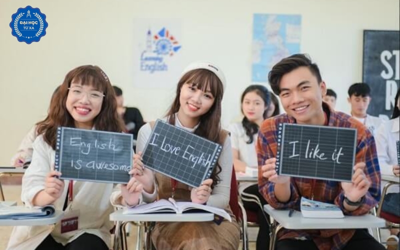 Học trực tuyến ngành Ngôn ngữ Anh là gì?