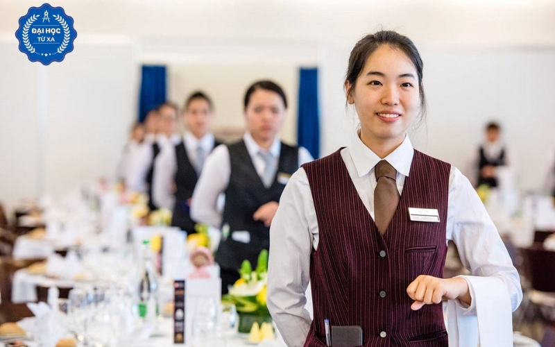 Nơi học Đại học ngành Quản trị khách sạn nhà hàng online chất lượng hiện nay
