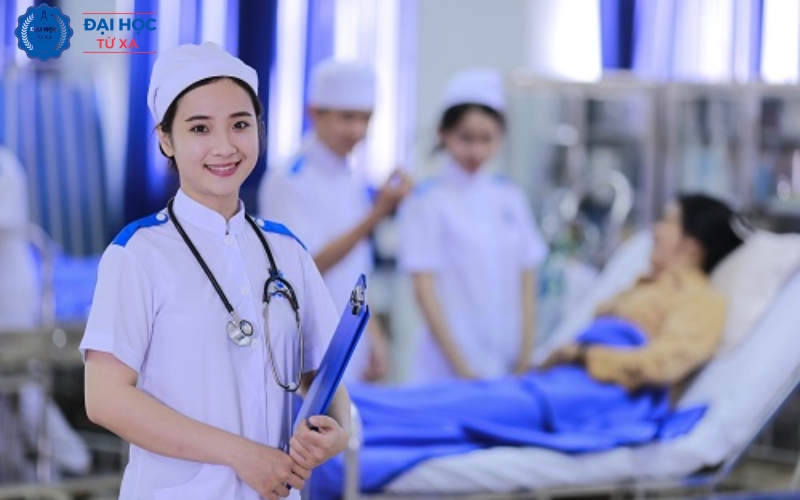 Liên thông Đại học ngành Điều dưỡng là gì?