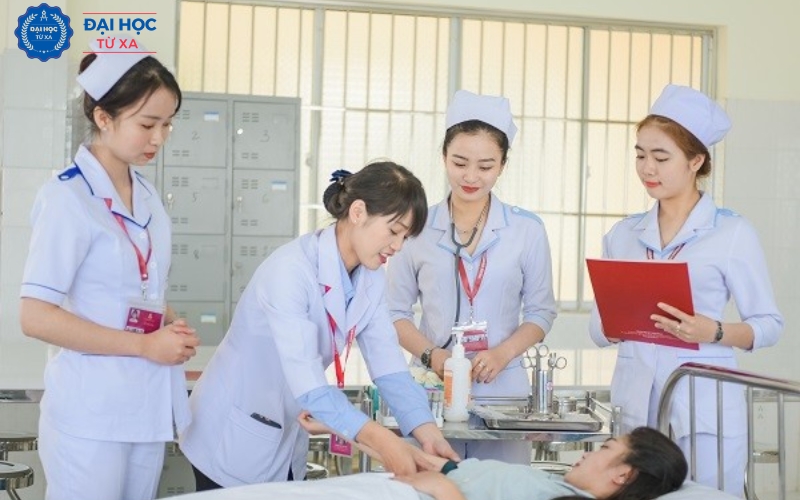 Thời gian và hình thức đào tạo Liên thông Đại học ngành Điều dưỡng 