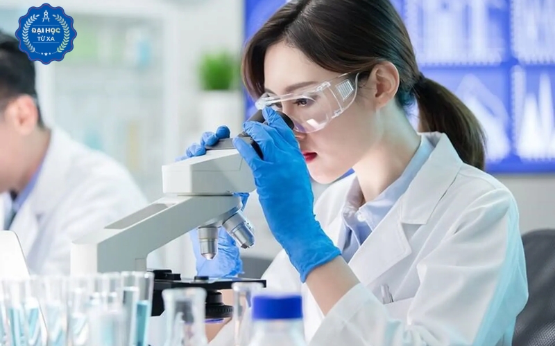 Đại học Công nghệ sinh học Từ xa là gì?