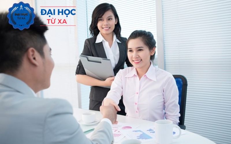 Học Liên thông ngành Tài chính ngân hàng tại Daihoctuxa.info có gì nổi bật?