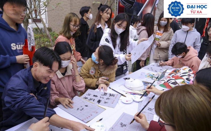 Đại học Ngôn ngữ Trung hệ Từ xa có ưu điểm và hạn chế gì?