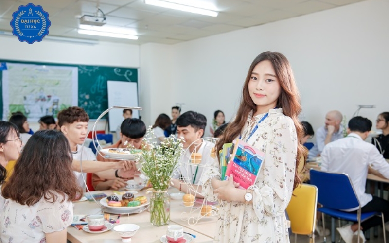 Điều kiện xét tuyển Văn bằng 2 ngành Ngôn ngữ Anh có khó không?