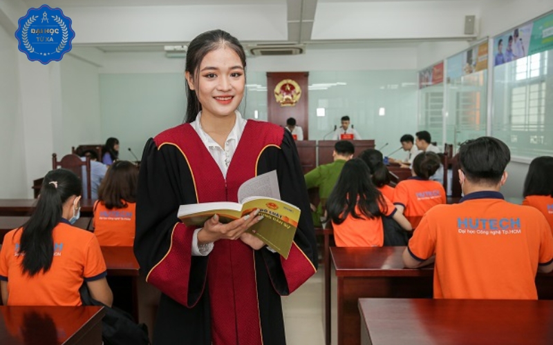 Tốt nghiệp Văn bằng 2 ngành Luật kinh tế có thể làm những công việc gì?
