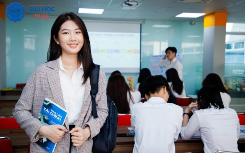 Xét học bạ ngành Quản trị kinh doanh học trong bao lâu?