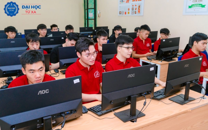 Đăng ký xét học bạ ngành Công nghệ thông tin ở đâu?